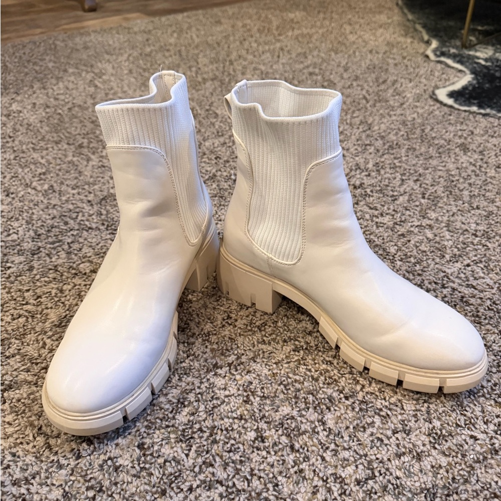 Women's Ivory Chelsea Boots